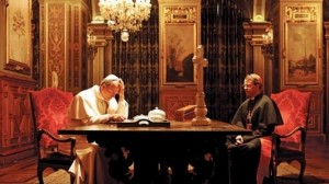 Deux amis face à face, le Pape Jean-Paul II et le cardinal Lustiger ( Laurent Lucas et Aurèle RECOING)