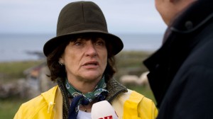 Protection rapprochée - saison 1 - épisode 9 : il convient d'assurer la protection de la ministre de l'environnement angaise qui dénonce des manoeuvres pour minimiser le réchaufferment climatique.