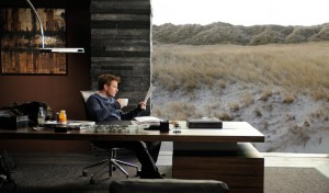 The gost write - l'intérieur et l'extérieur - un film de Roman Polanski