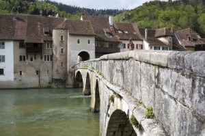 Et au milieu coule le Doubs - Claude et Madeleine Schauli -  Ste-Ursanne (Photo RTS/Jeanne Gerster)