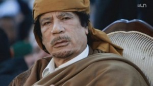 Les coulisses de l'Evénement : La vengeance de Khadafi ( èhoto RTS)