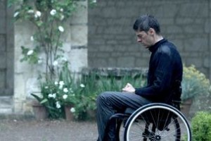 Ainsi soient-ils - saison 2 José (Samuel Jouy), désormais cloué dans sa chaine d'infirme ?