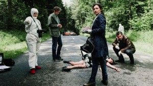 TATORT aujourd'hui en Suisse. Une jeune fille est mort. Les enquêteurs font leur travail. Foto: ARD Degeto/SRF/Daniel Winkler 