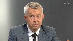 Nicolas Bideau, qui reçoit en la "maison suisse" les invités, le athlètes ... et leurs médailles...