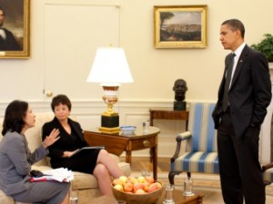 Une série dociumentée aussi passionnante que "A la maison blanche", autrement (photo RTS ou ARTE)